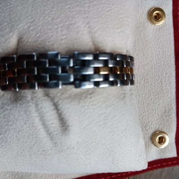 CARTIER GOLD AND SILVER LADIES WATCH - Picture 6 of 11